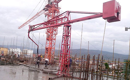 Stationary Hydraulic Concrete Placing Boom