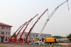 <b>Mobile Hydraulic Concrete Placing Boom</b>